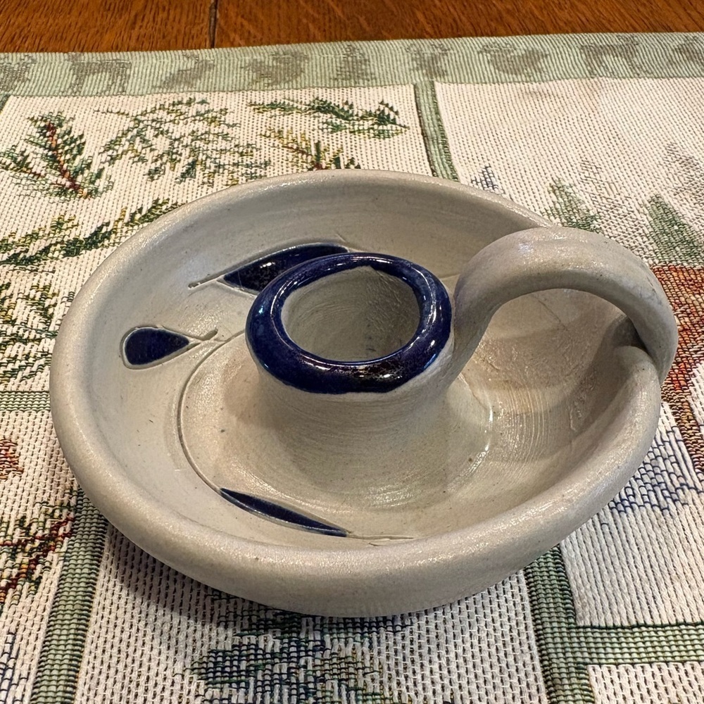 Williamsburg Pottery salt-glazed stoneware chamberstick/candle holder vintage